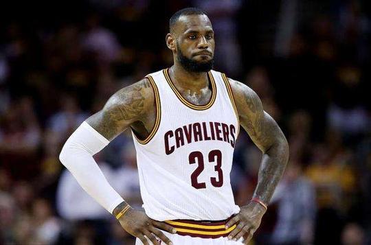 出手果断 出手果断