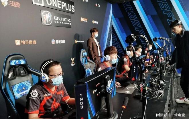 尤其在20 尤其在20